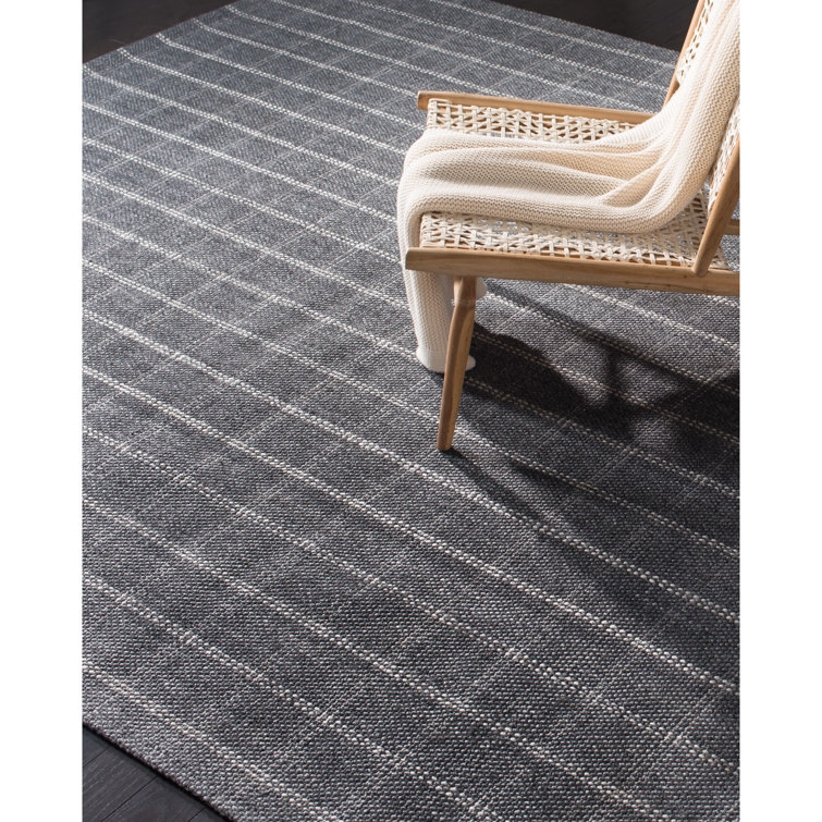 Modern Handwoven Gray Wool-Viscose Blend Round Rug