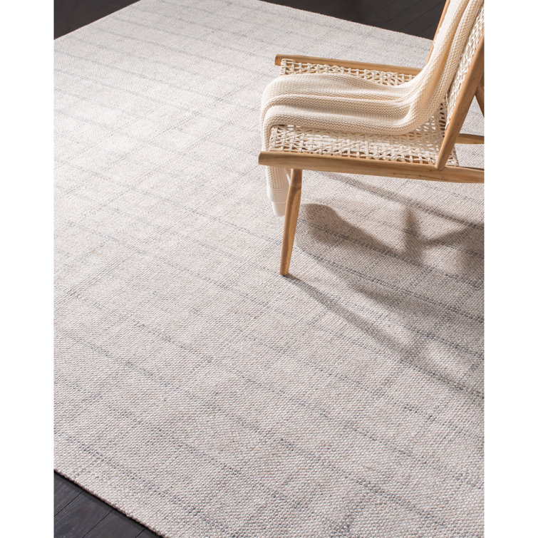 Silver Hand-Knotted Wool and Viscose 6' x 9' Rug