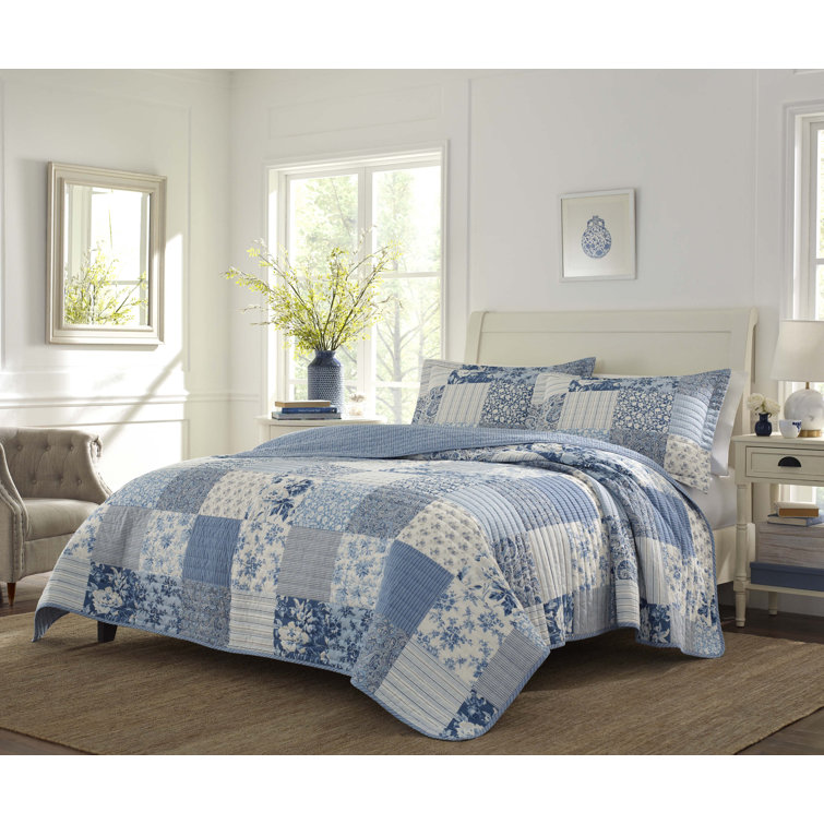 King Blue Cotton Reversible Patchwork Quilt Set