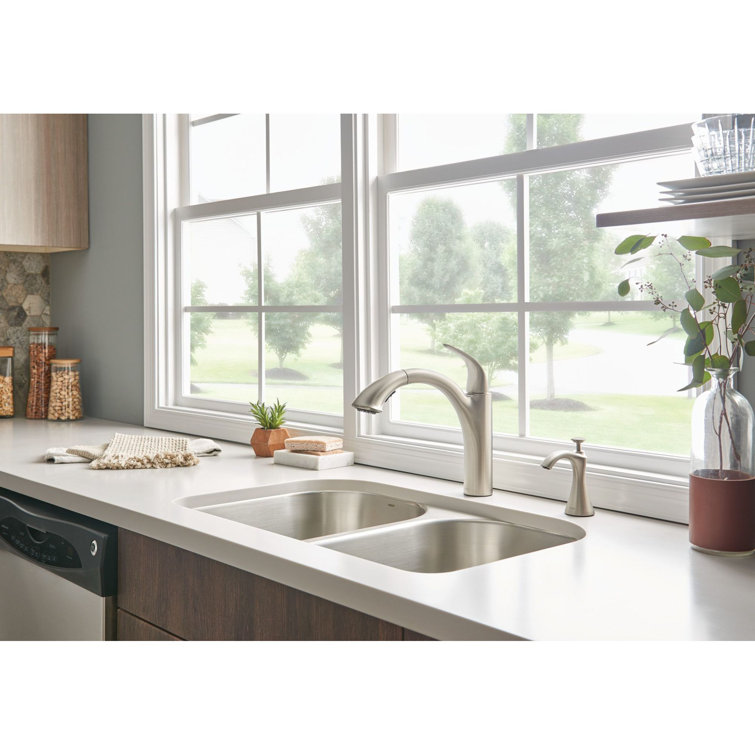 Stainless Steel Pull-Out Spray Single Handle Kitchen Faucet