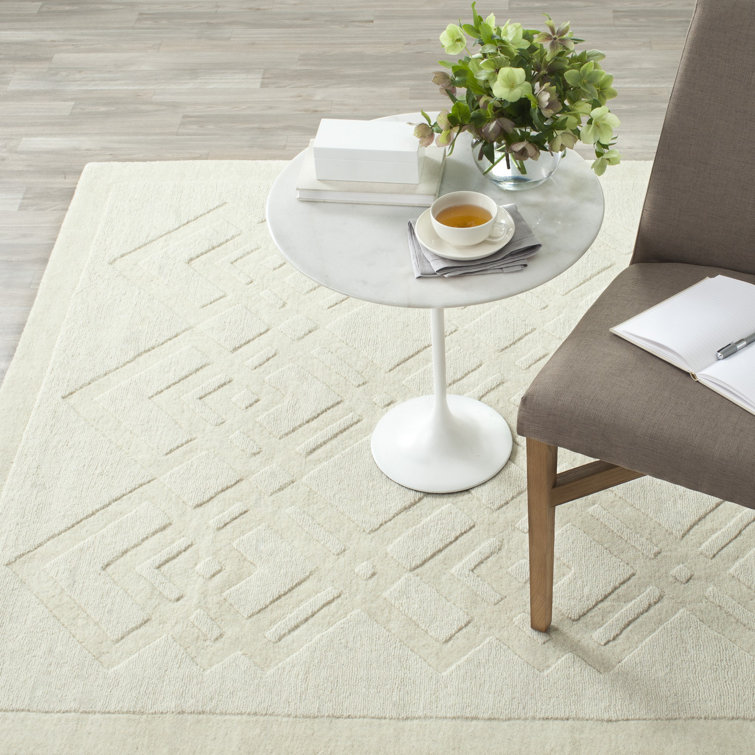 Ivory Diamond Braided Handmade Wool 5' x 8' Area Rug