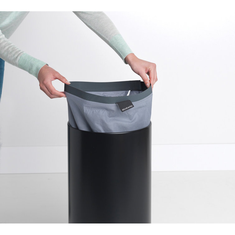 Matte Black Upright Laundry Hamper with Cork Lid