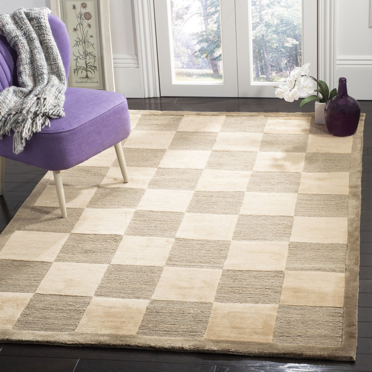 Heathered Green and Beige Checker Wool 4' x 6' Area Rug
