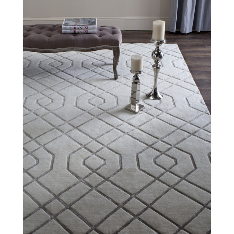 Ivory Geometric Hand-Knotted Wool 6' x 9' Rug