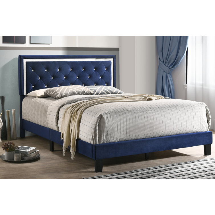 Elegant Full/Double Black Velvet Tufted Upholstered Bed with Headboard