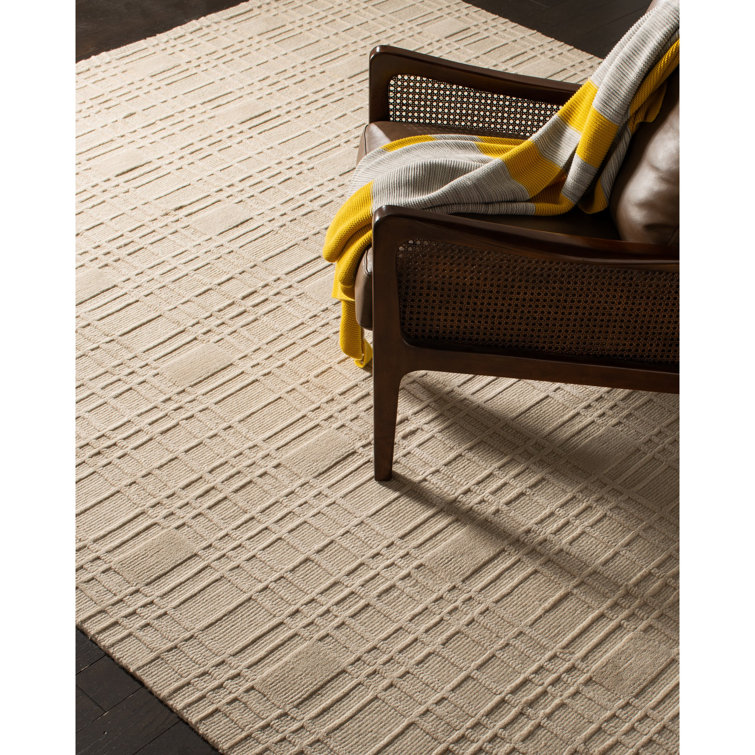 Ivory Geometric Hand-Knotted Wool Area Rug, 4' x 6'