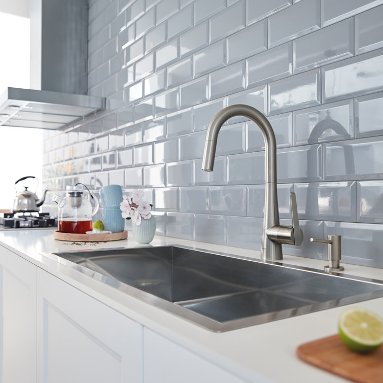 Stainless Steel Modern Pull-Down Kitchen Faucet with Spray