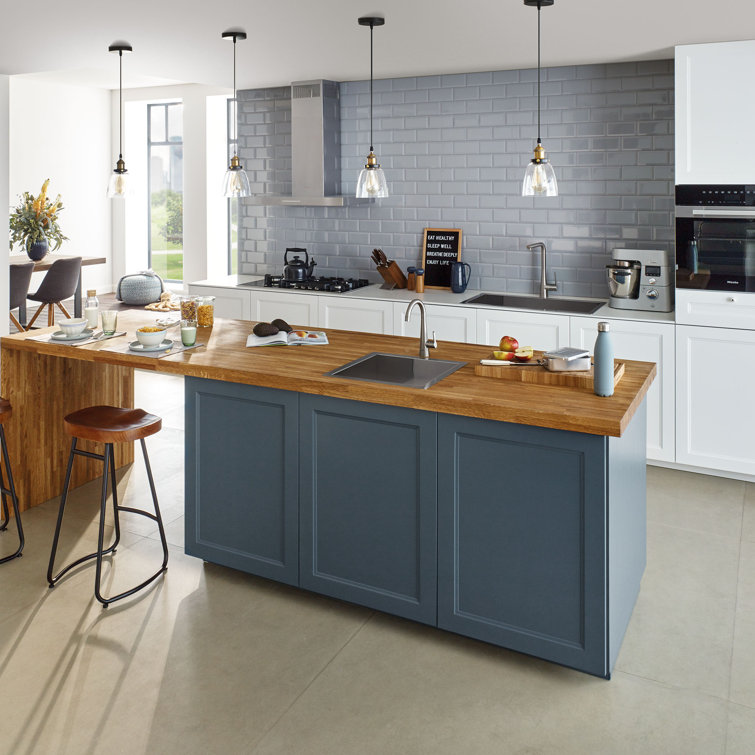 Stainless Steel Modern Pull-Out Spray Kitchen Faucet