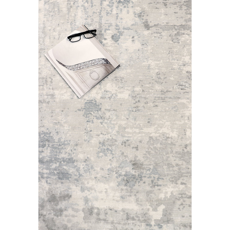 Abstract Elegance Hand-Loomed Viscose Area Rug - 12' x 15' Gray