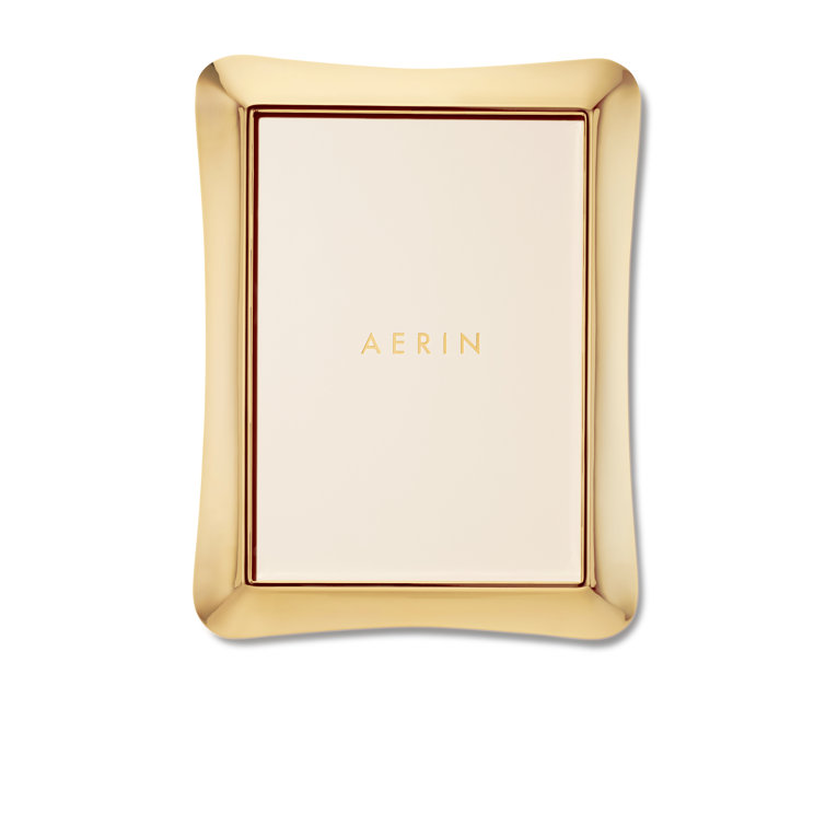 Gold Metal and Glass 4'' x 6'' Picture Frame