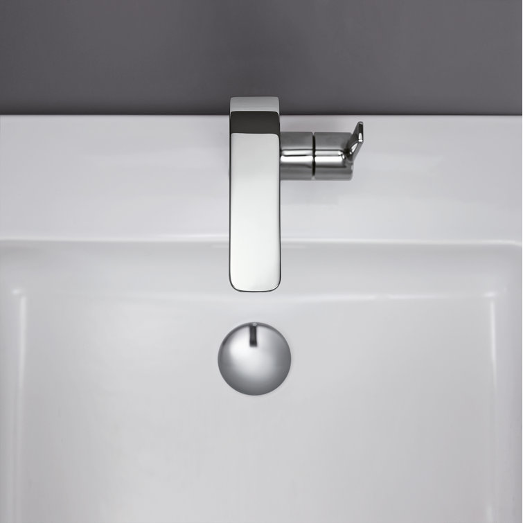 Chrome Single Hole Modern Bathroom Faucet with Drain Assembly