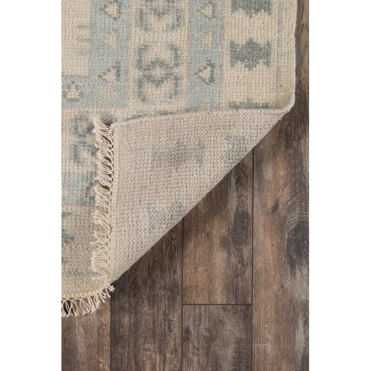 Sudbury Ivory Hand-knotted Wool Runner Rug 2'6" x 8'