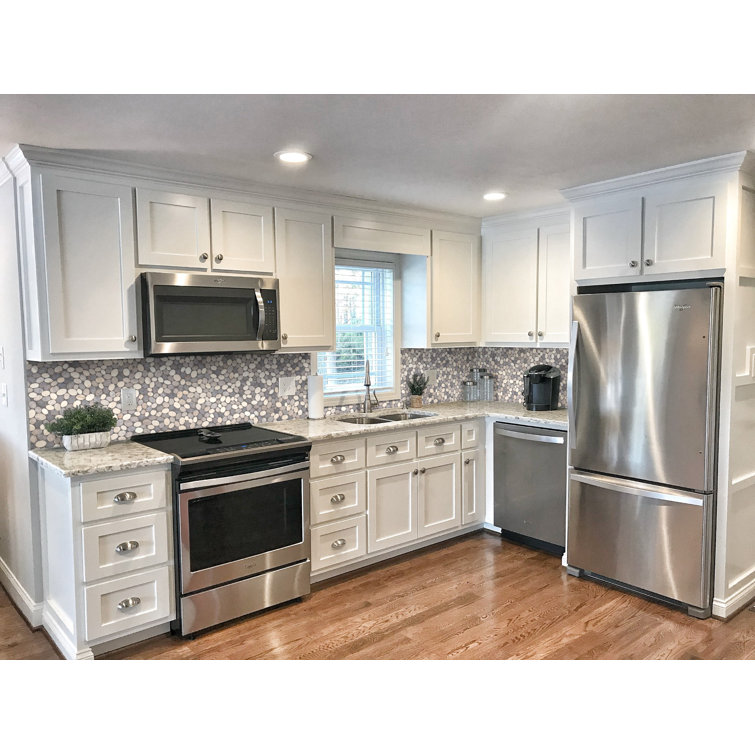 Gray and White Pebble Marble Mosaic Tile