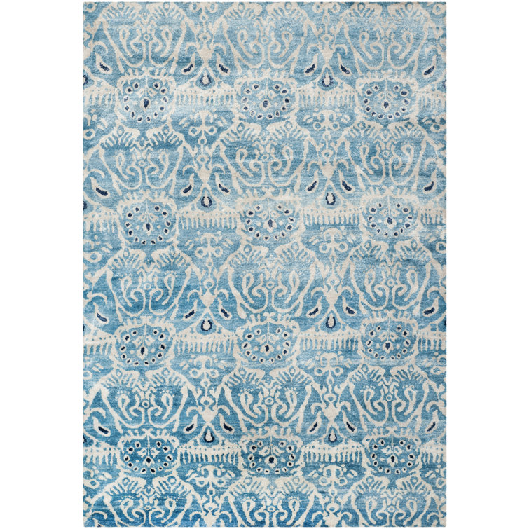 Luxor Light Blue Hand-Knotted Silk 6' x 9' Area Rug