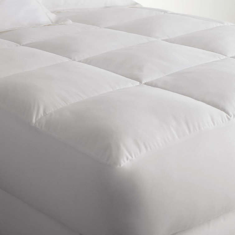 Queen White Down Alternative Mattress Topper with Cotton Sateen Cover