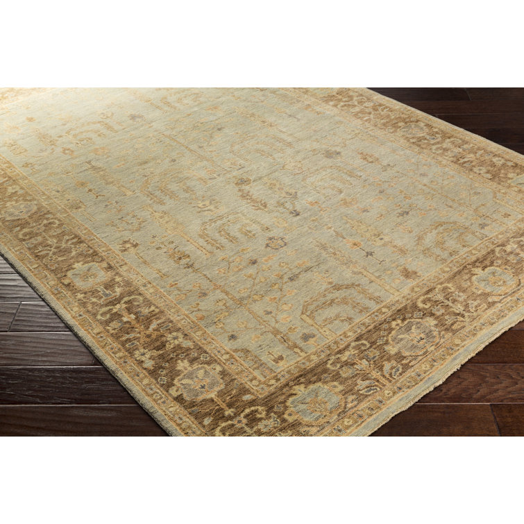 Hand-Knotted Gray Wool Floral 8' x 10' Area Rug