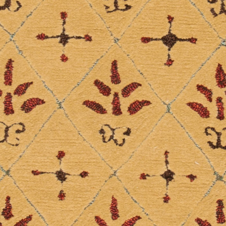 Handmade Red and Beige Floral Wool Accent Rug 2' x 3'