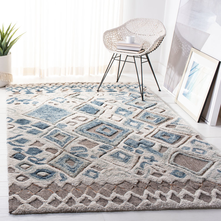 Beige and Navy Hand-Tufted Wool Moroccan Shag Rug 5' x 8'