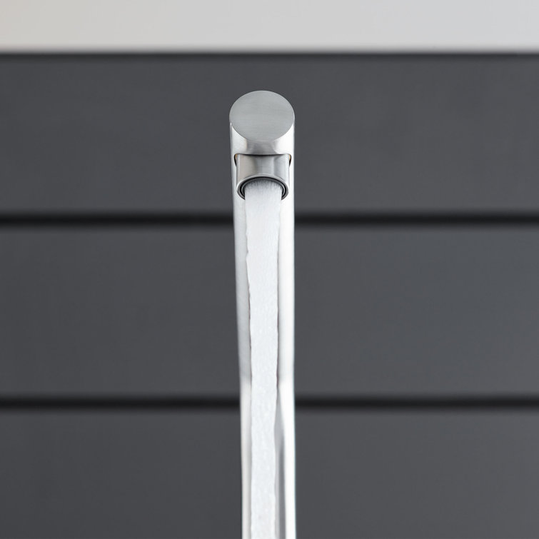 Starlight Chrome Single Handle Pull-Out Kitchen Faucet