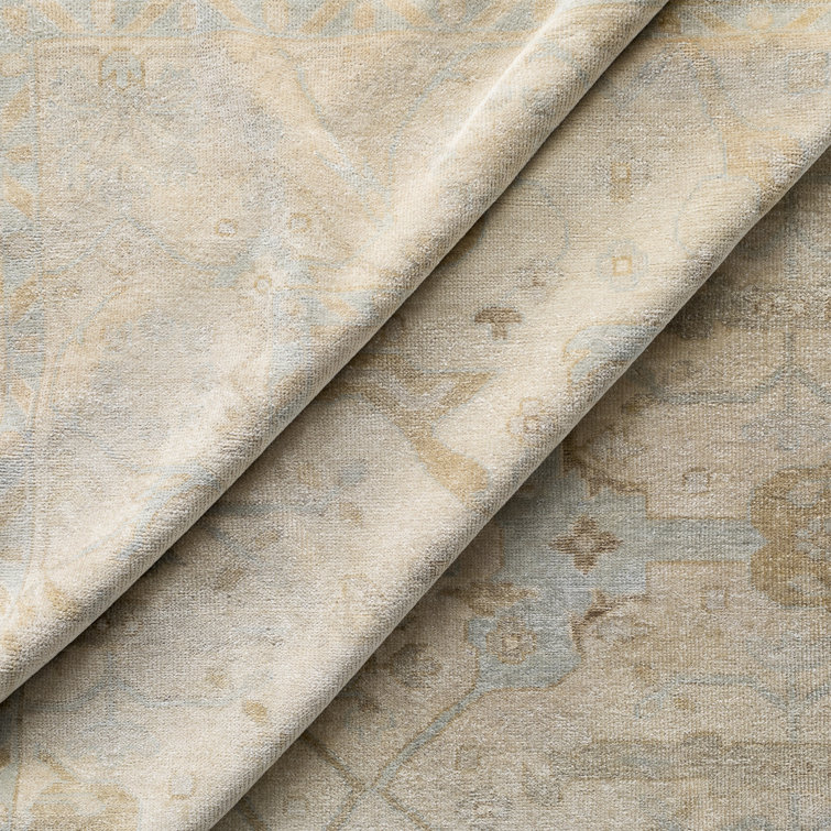 Elysian Gray Hand-Knotted Wool-Viscose Blend Rug - 9' x 13'