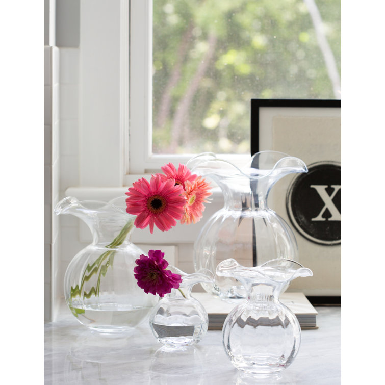Elegant Clear Glass Fluted Vase with Delicate Hibiscus Petal Design