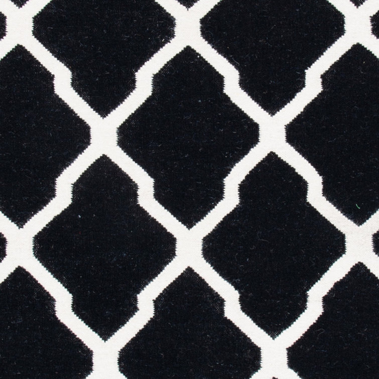Black and Ivory Geometric Wool Flatweave Rug, 4' x 6'