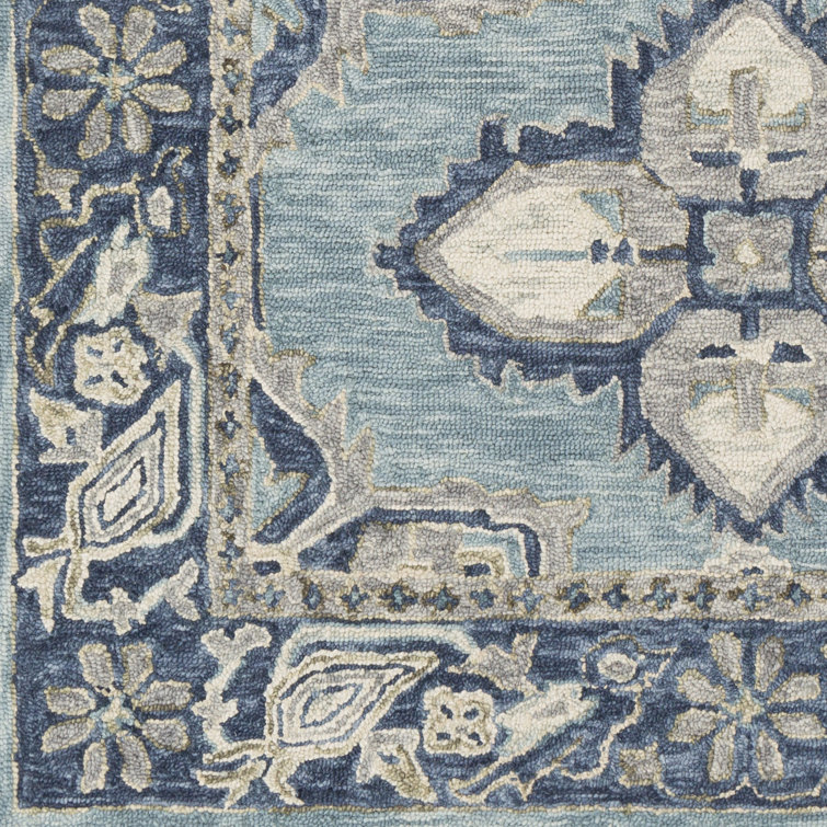 Handmade Blue Wool Tufted 5' x 7' Area Rug