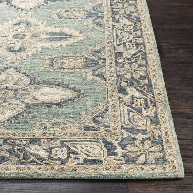 Handmade Blue Wool Tufted 5' x 7' Area Rug