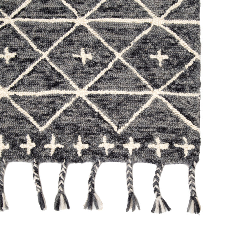 Ivory and Gray Trellis Handmade Wool 5' x 8' Rug