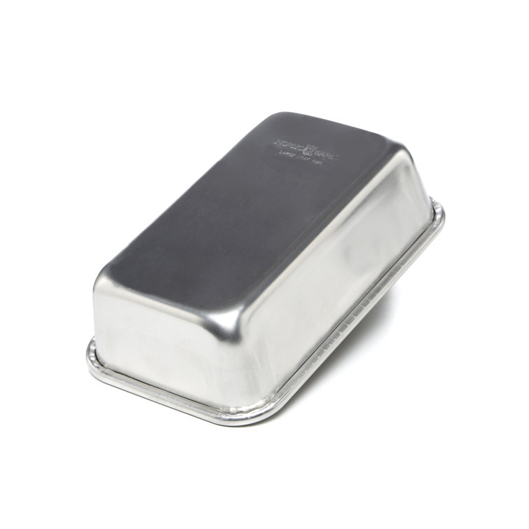 Nordic Ware Naturals Nonstick Aluminum 1.5 Pound Loaf Pan