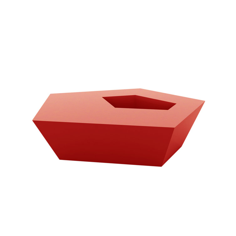 Black Geometric Indoor/Outdoor Plastic Coffee Table