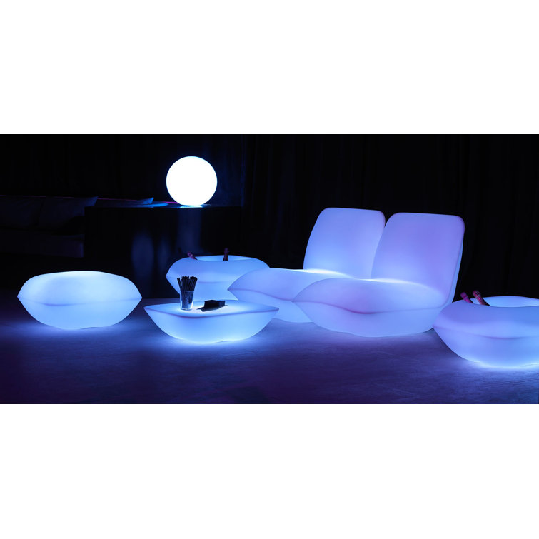 Anthracite Square Pillow-Inspired Polyethylene Coffee Table