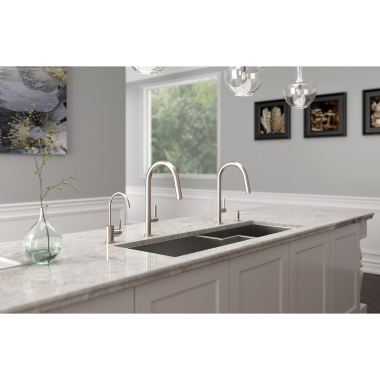 Polished Nickel Modern Pull-Down Kitchen Faucet with Brass
