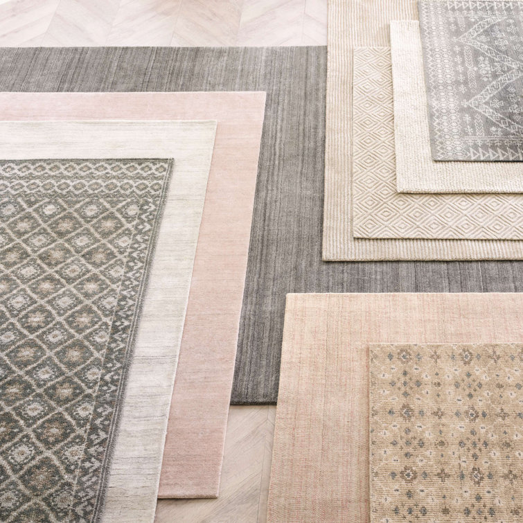 Farmhouse Stripe Hand-Knotted Wool-Viscose Blend Rug in Light Grey