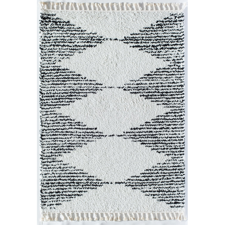 Heath White and Black Diamond Shag Synthetic Area Rug, 8' x 10'