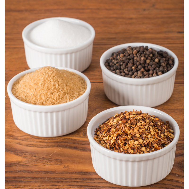 White Porcelain Round Soufflé Ramekins Set with Lids, 4.5 oz