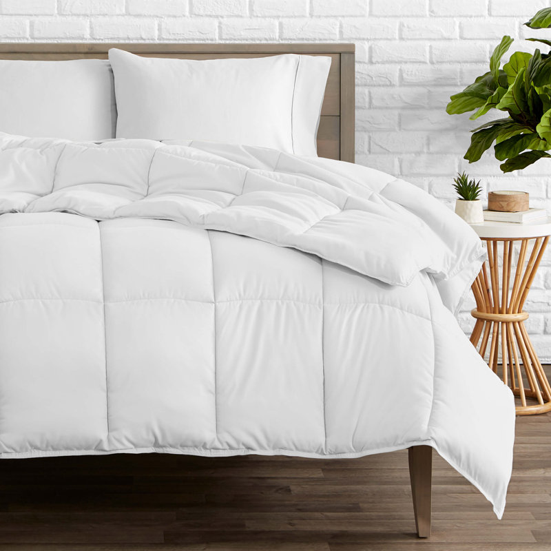 Ultra-Soft White Microfiber Twin Comforter Duvet Insert