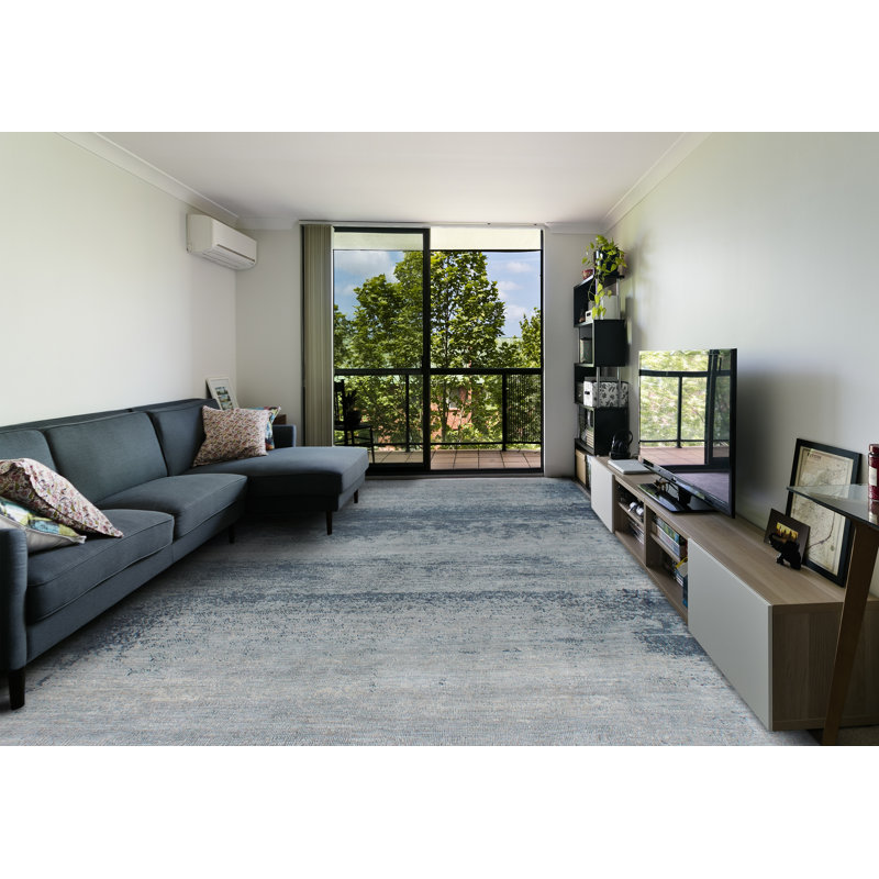 Dazzle Blue Hand-Knotted Wool and Silk 9' x 12' Area Rug