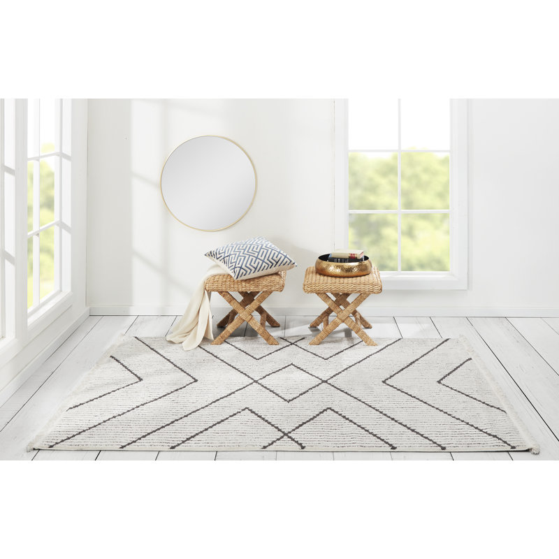 Ivory Diamond Synthetic 8' x 10' Stain-Resistant Area Rug
