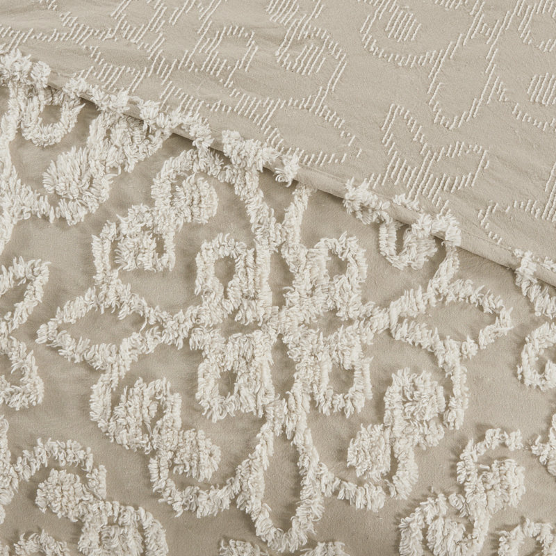 Classic White Cotton Chenille Full Bedspread Set with Medallion Design