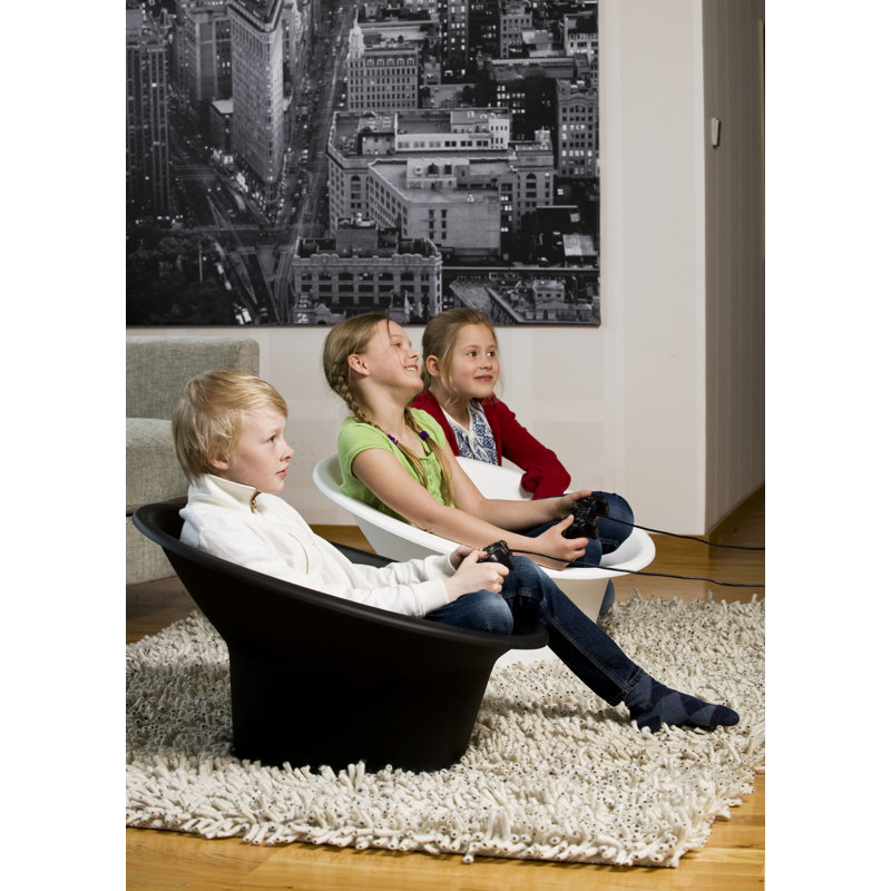 Eco-Friendly Teen Papasan Chair with Water-Resistant Round Base in Green