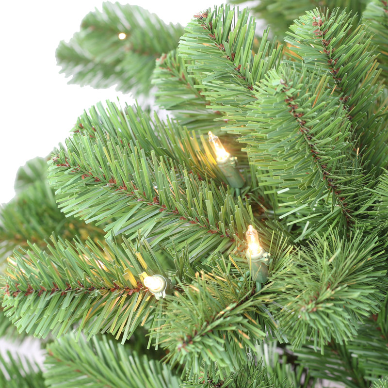 7.5' Green Pre-Lit Artificial Spruce Christmas Tree with Lights
