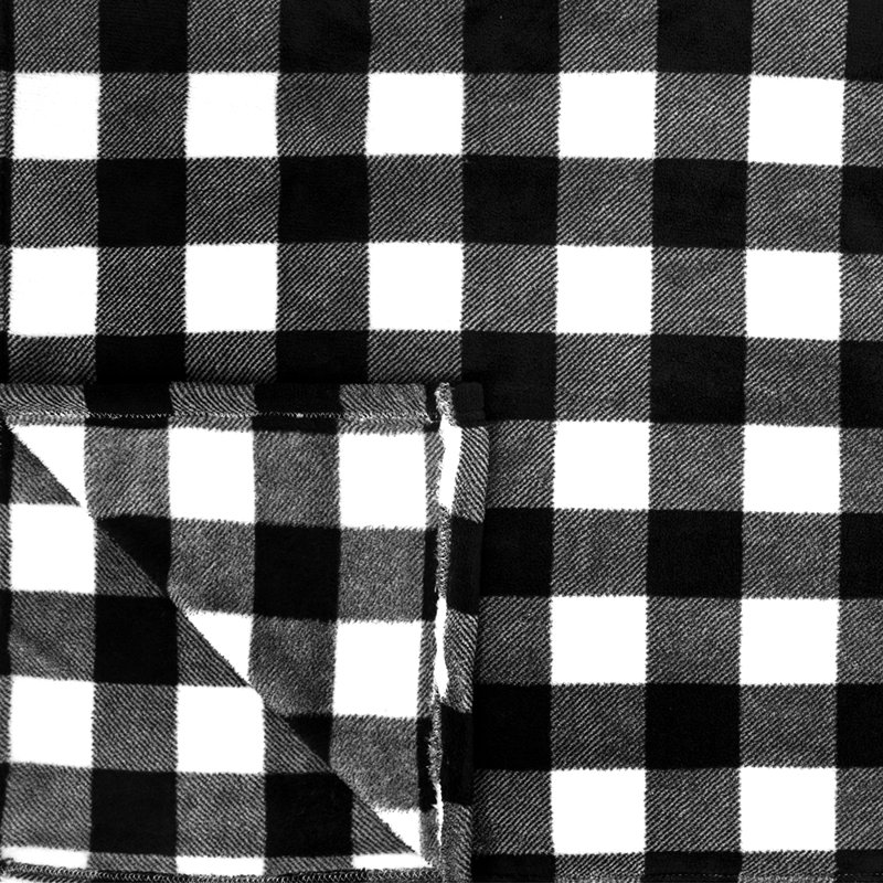 Cozy King Fleece Christmas Throw Blanket in Plaid White/Black