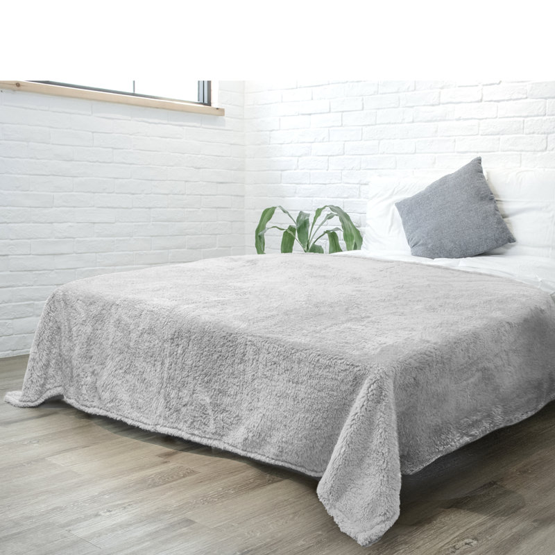 Light Gray Twin Faux Fur Sherpa Fleece Throw Blanket