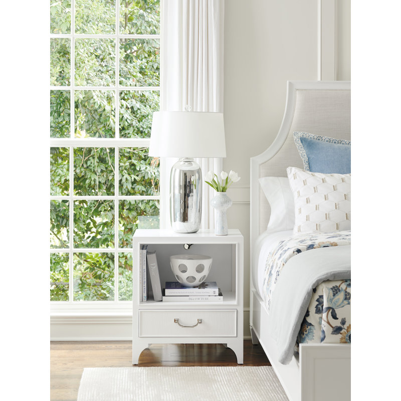 Avondale Abbey Crisp White Transitional 1-Drawer Nightstand