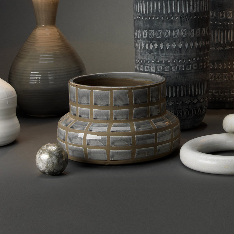 Gray Grid Pattern Ceramic Table Vase