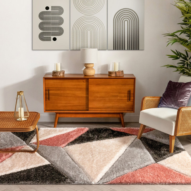 Blush Geometric 8' x 10' Synthetic Shag Area Rug