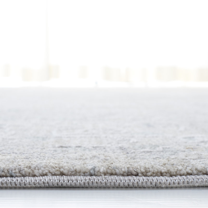Eliza Hand-Knotted Light Grey Round Oriental Area Rug