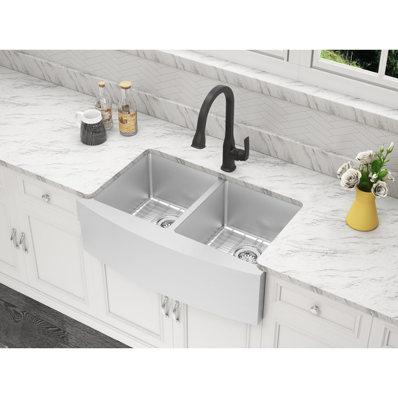 Belleville 33'' Satin Stainless Steel Farmhouse Double Bowl Sink