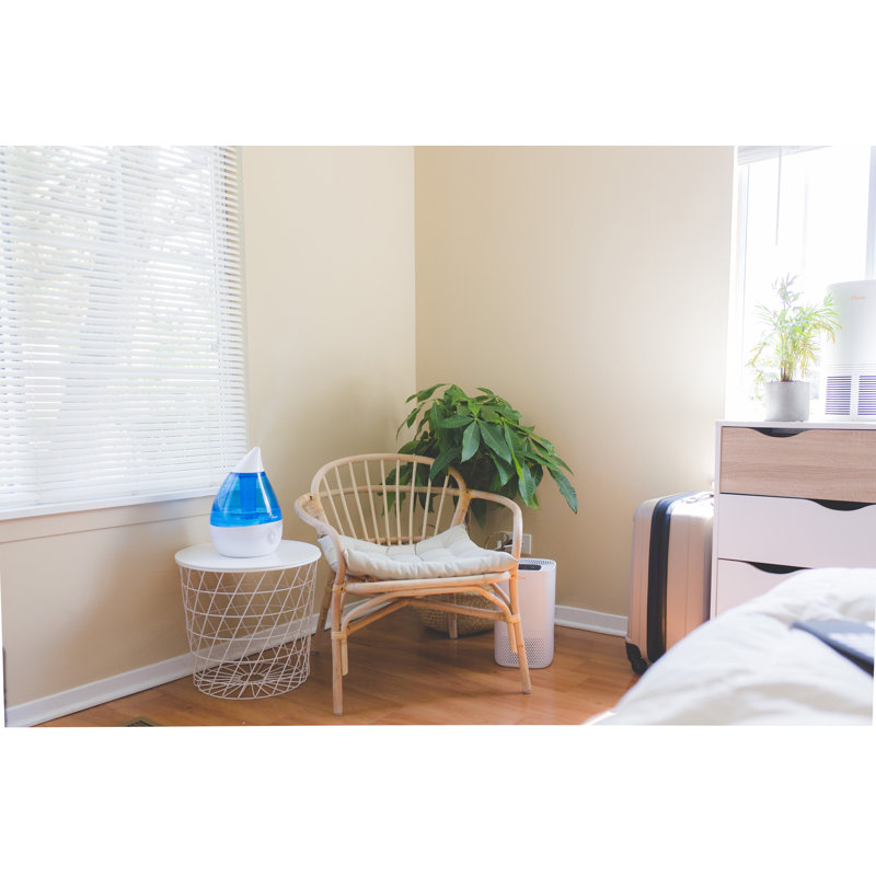 Blue and White Ultrasonic Cool Mist Humidifier with 1 Gallon Tank